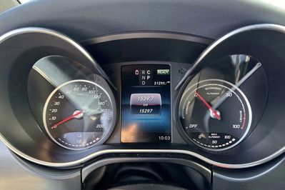 Mercedes EQV 300