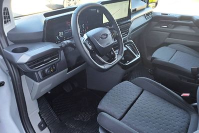 Ford Tourneo Custom L2H1 Titanium 320 A8 AWD