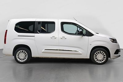 Toyota Proace City Verso Long L2H1 Business