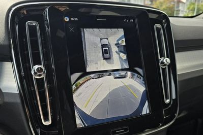 Volvo XC40 B4 Plus Dark aut