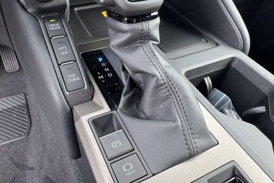 Toyota Land Cruiser Executive 2.8 MHEV