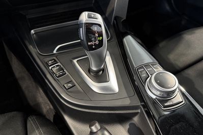 BMW Seria 3 Touring 318d