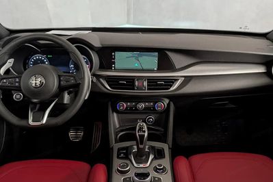 Alfa Romeo Stelvio 2.0 Turbo Veloce Q4