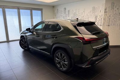 Lexus UX 300h F Sport Design 2.0 Hybrid Dynamic Force