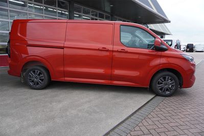 Ford Transit Custom 320 L2H1 Limited