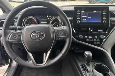 Toyota Camry Comfort 2.5 Hybrid