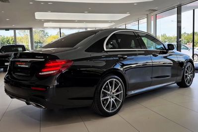 Mercedes E Klasa 200 4-Matic AMG