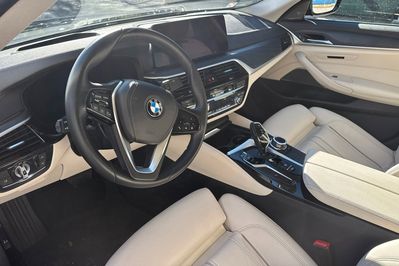 BMW Seria 5 530i Luxury Line