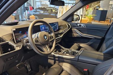 BMW X5 M60i xDrive