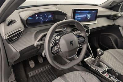Peugeot 2008 ALLURE 1.2 PureTech