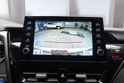 Toyota Camry 2.5 Hybrid Prestige