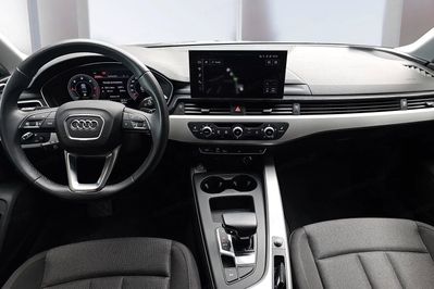 Audi A4 40 TDI S Line