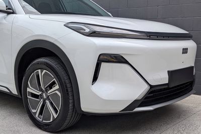 Geely Starray EM-i 1.5 PHEV Pro