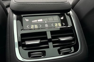 Volvo XC90 T8 AWD Plug-In Hybrid Ultra Bright 7os