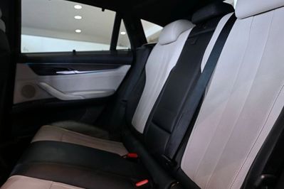 BMW X6 M50D