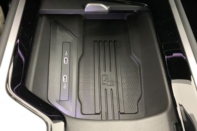 Volkswagen Passat Elegance 1.5 eTSI DSG6