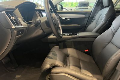 Volvo V90 T6 AWD Plug-In Hybrid Plus Dark aut