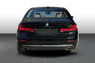 BMW Seria 5 530i xDrive Luxury Line