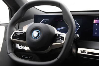 BMW iX xDrive50
