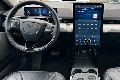 Ford Mustang Mach-E 75KWH Rwd