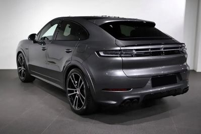 Porsche Cayenne Coupe E-Hybrid