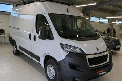 Peugeot Boxer 333 BlueHDi L2H2 Pro