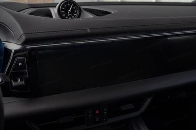 Porsche Macan 4