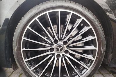 Mercedes Klasa C 220 d 4MATIC AMG Line