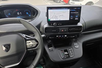 Peugeot Partner Van L1H1 EAT8