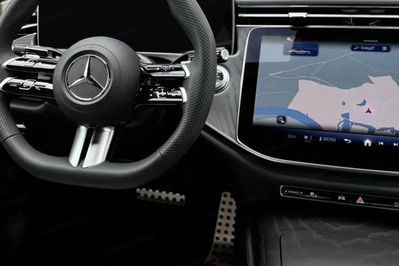 Mercedes Klasa E 200 4-Matic AMG