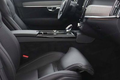 Volvo V90 T8 AWD Ultra Bright