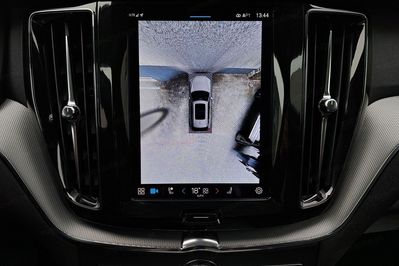 Volvo XC60 T6 Plug-In Hybrid AWD Plus Dark aut