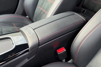 Mercedes Klasa A 250 e z EQ  AMG Line