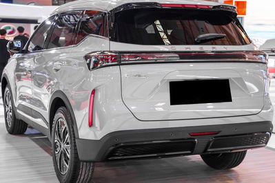 Chery Tiggo 7 Premium 1.5 T-GDI HEV DCT