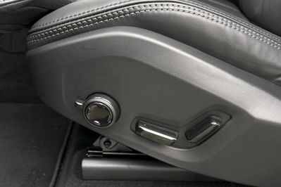 Volvo XC90 T8 AWD Plug-In Hybrid Ultra Bright 7os