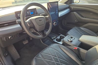 Ford Mustang Mach-E 98kWh RWD