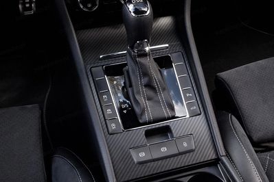 Skoda Superb 2.0 TDI SCR Sportline DSG