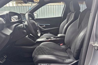 Peugeot 2008 1.2 PureTech GT Pack S&S EAT8