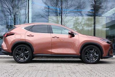 Lexus NX 450h+ Prestige AWD