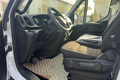 Iveco Daily 50C18 Skrzynia Otwarta