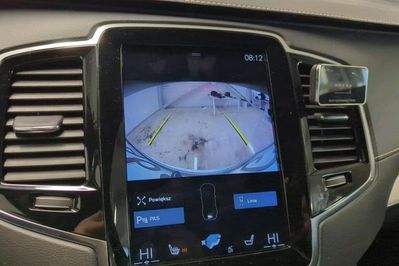 Volvo XC90 T8 AWD Plug-In Hybrid R-Design 7os