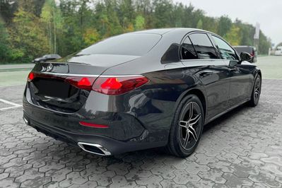 Mercedes E Klasa 300 e 4-Matic AMG