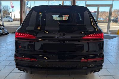 Audi Q7 55 TFSI e quattro S Line