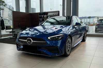 Mercedes Klasa C 220 d 4-Matic AMG
