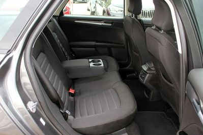 Ford Mondeo 2.0 Hybrid Trend