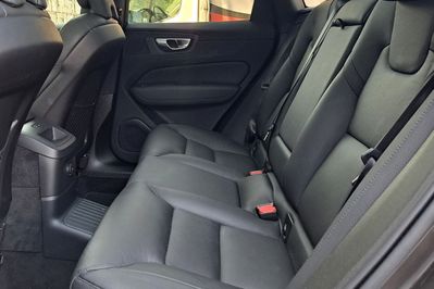 Volvo XC60 T6 Plug-In Hybrid AWD Plus Dark