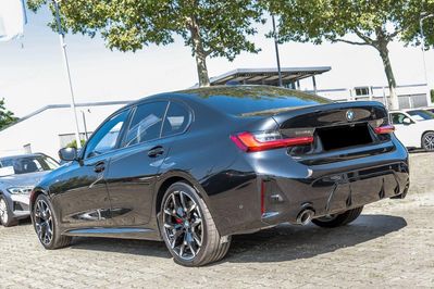 BMW Seria 3 330i xDrive M Sport