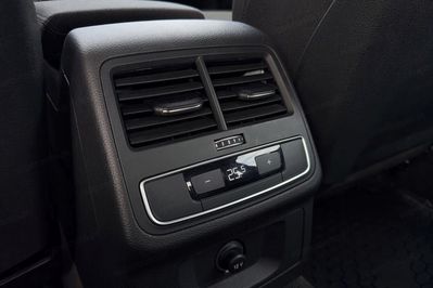 Audi A4 35 TFSI S Line