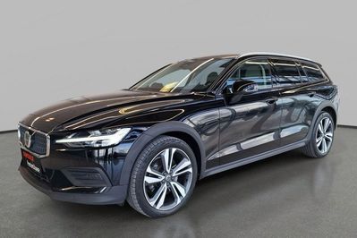 Volvo V60 CC B4 D AWD aut