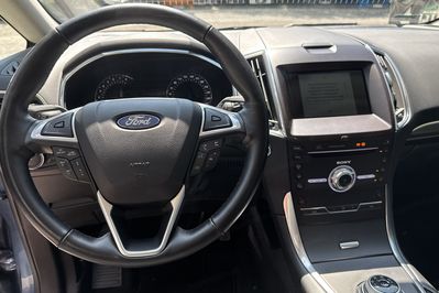 Ford S-MAX Titanium  2.5 Hybrid CVT 7os.